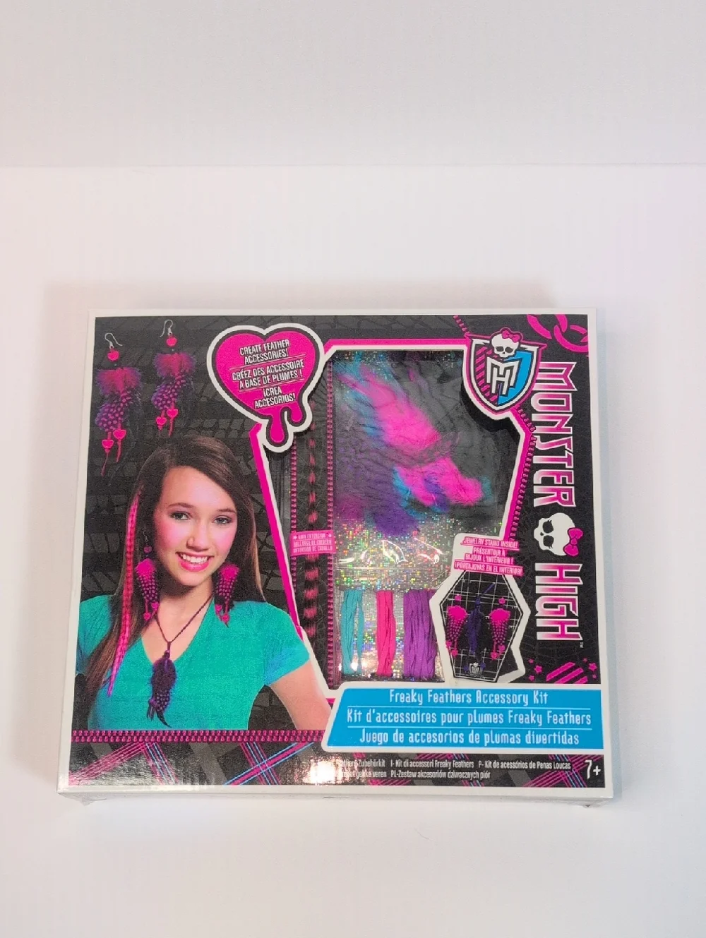 Monster High Freaky Feather Accessory Kit New